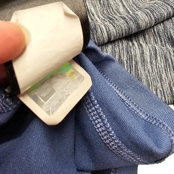 The North Face Womens Long Sleeve Flash Dry Top  Size XS - Picture 5 of 8